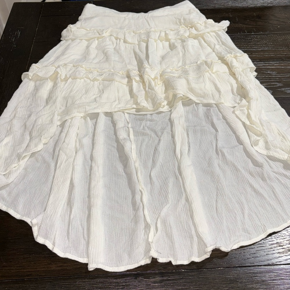 Celebrity pink ruffle skirt